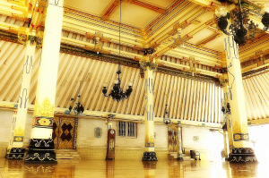 serambi masjid gede.jpg